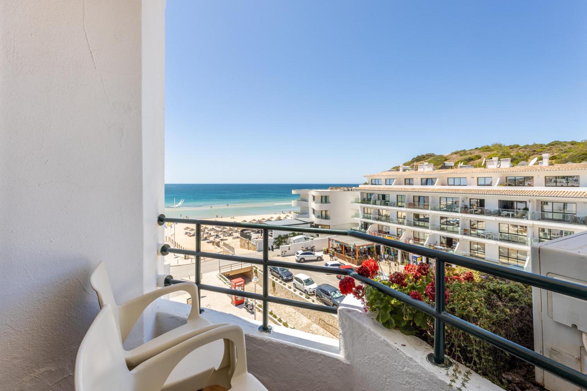 Hotel Residencial Salema Eksteriør bilde